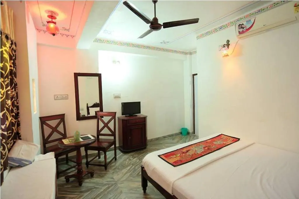 Hotel Janak Niwas Udaipur 3*,