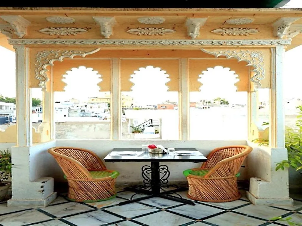 Hotel Janak Niwas Udaipur