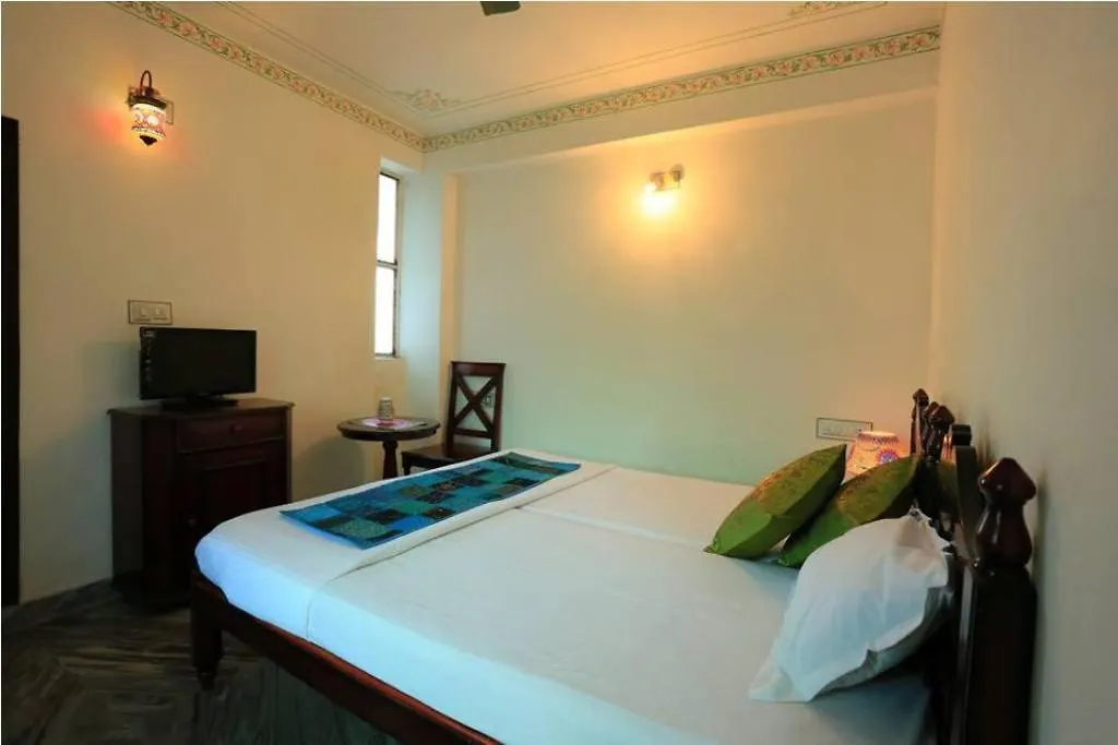 Hotel Janak Niwas Udaipur India